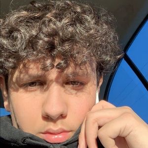 Meet your Posher, Rio